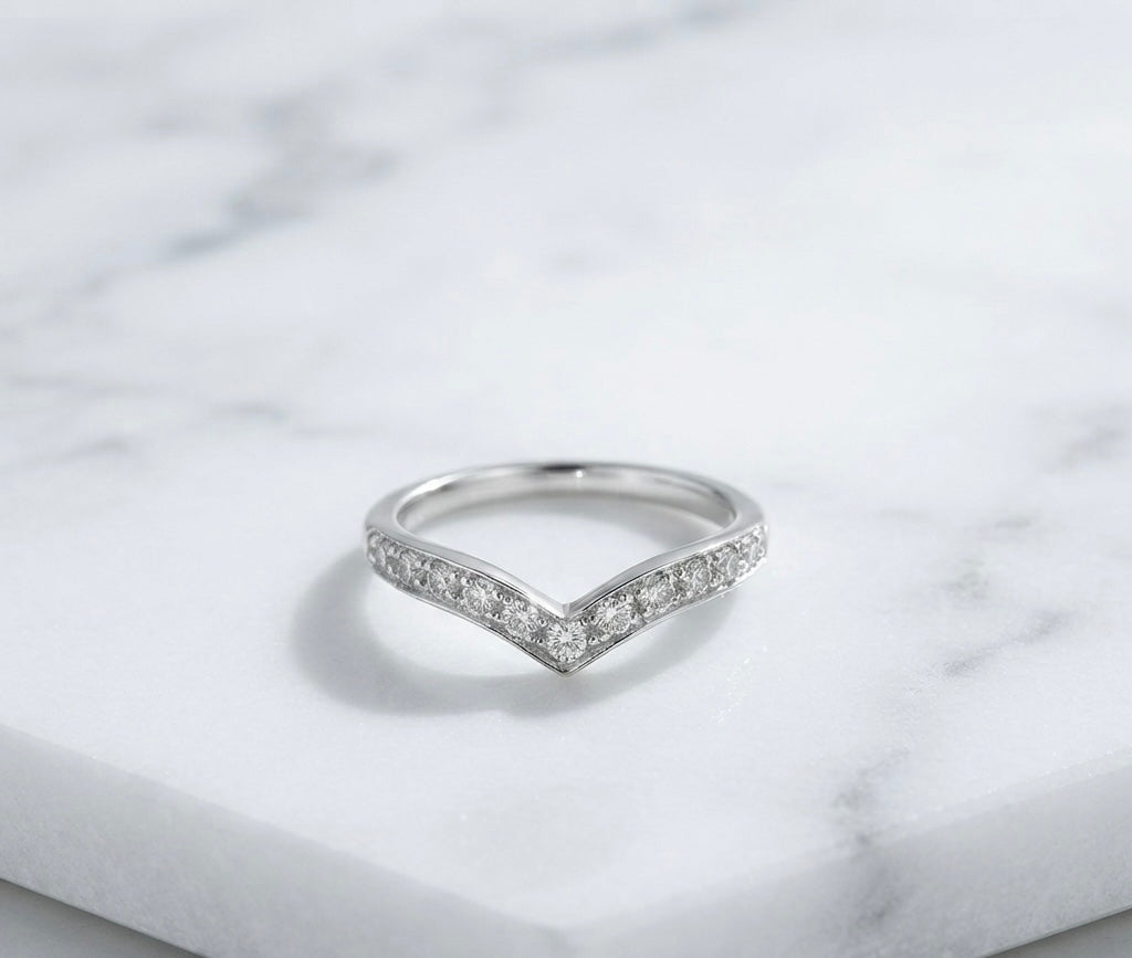 Sparkling Chevron V-Shaped Ring