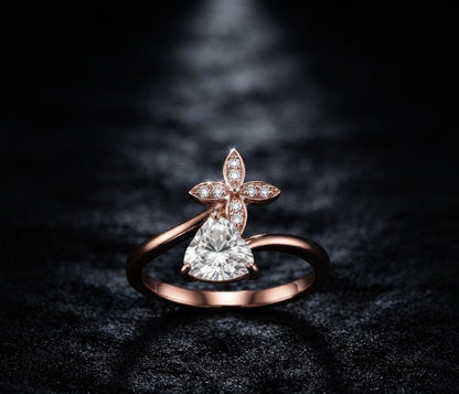 Rose Gold Blossom Heart Solitaire Ring