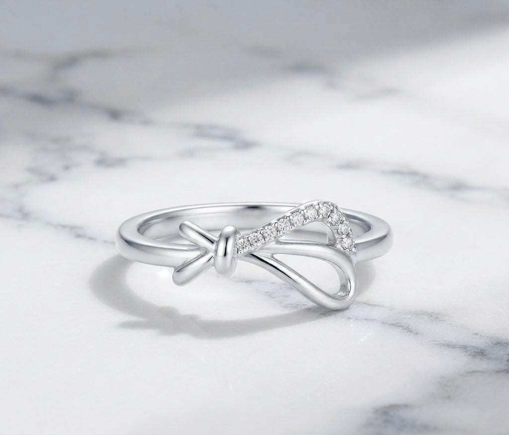 Sparkling Bow Knot Ring