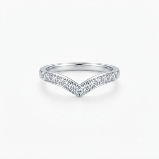 Sparkling Chevron V-Shaped Ring