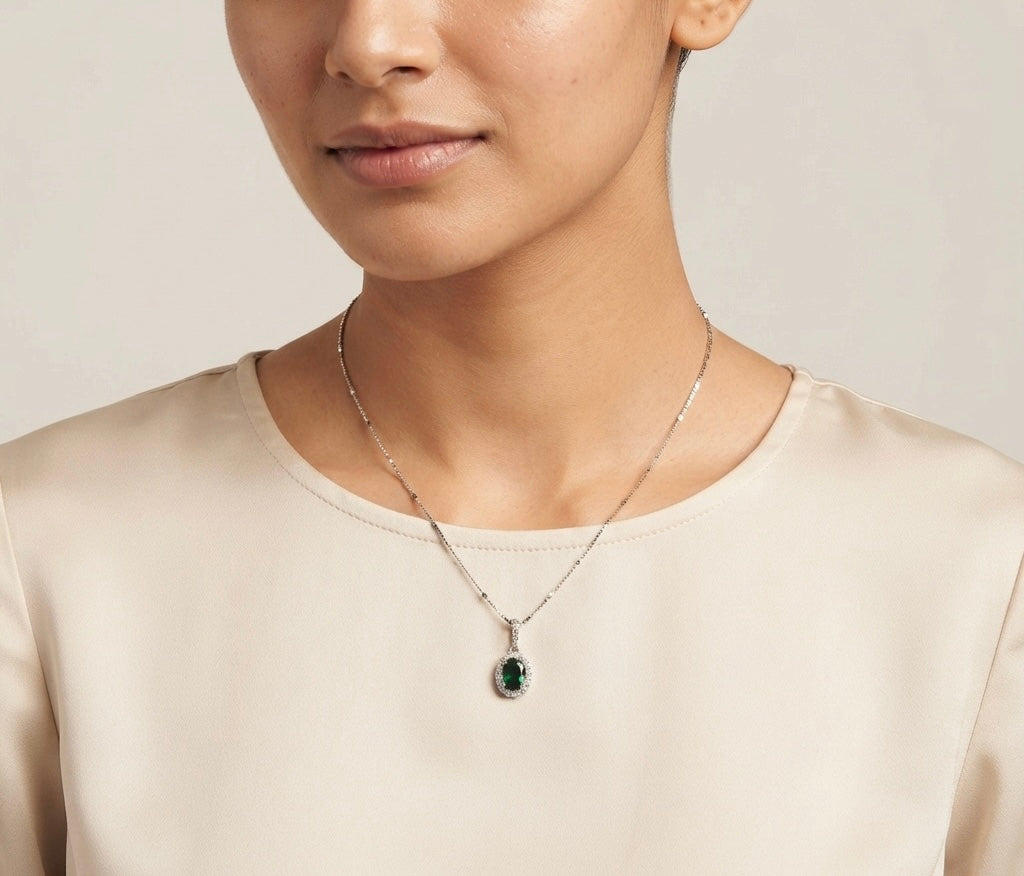 Emerald Green Halo Silver Pendant Necklace with Zircon Accents