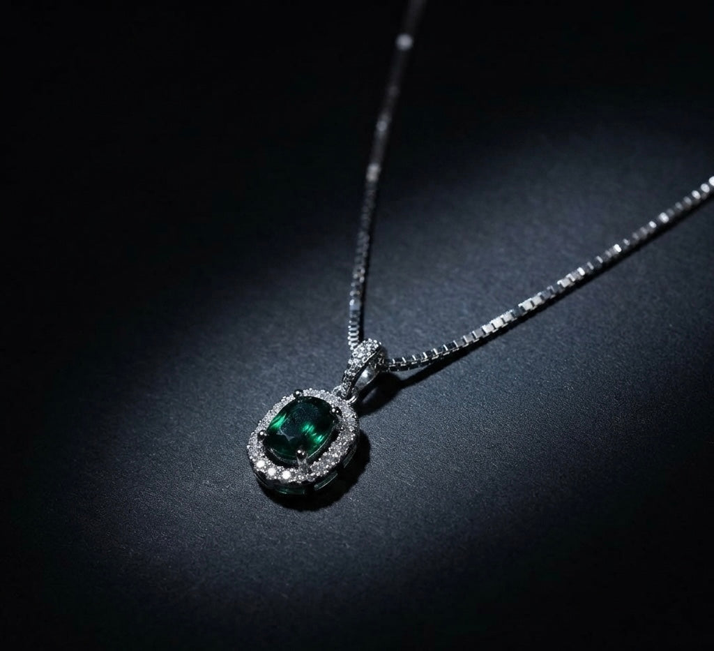 Emerald Green Halo Silver Pendant Necklace with Zircon Accents