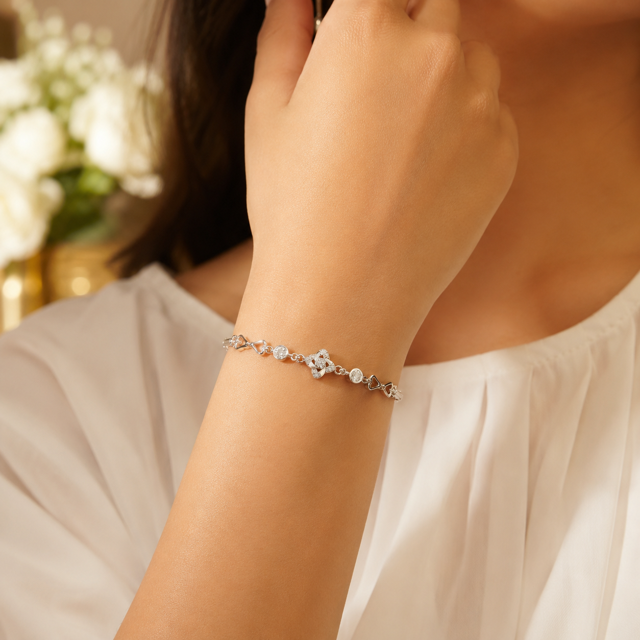 Elegant Heart Charm Silver Bracelet